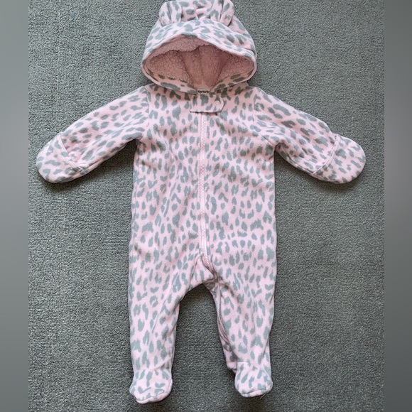 Carter’s baby girl Hooded Sherpa Bunting Size 3 Months - Picture 3 of 7